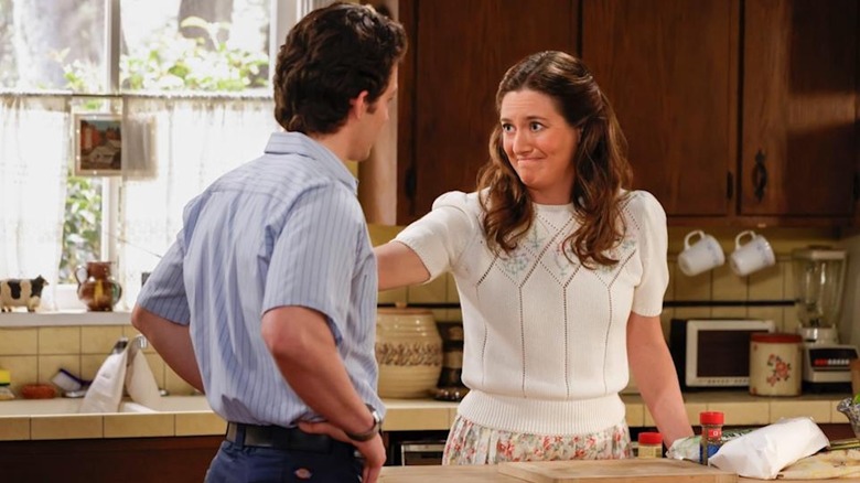 Zoe Perry as Mary Cooper dispenses motherly advice to Montana Jordan as Georgie Cooper in Georgie & Mandy's First Marriage