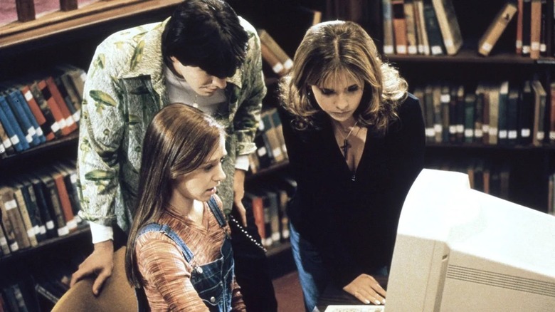 Alyson Hannigan, Nicholas Brendon, and Sarah Michelle Gellar in Buffy the Vampire Slayer