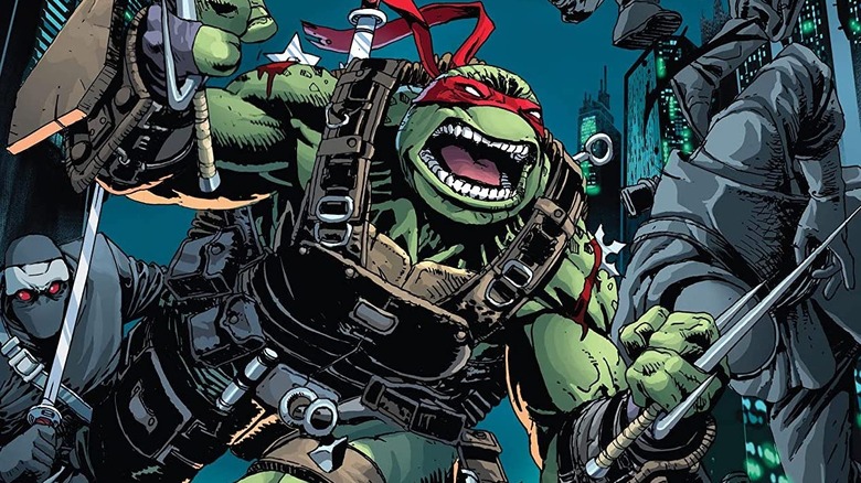 Een van de Turtles die tegen ninja's vecht in Teenage Mutant Ninja Turtles: The Last Ronin