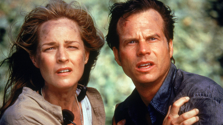Helen Hunt and Bill Paxton in Twister