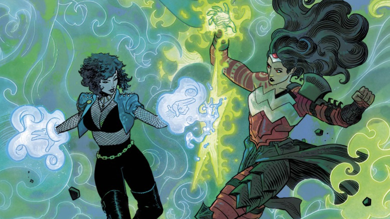 Absolute Wonder Woman #18 cover - Zatanna vs Wonder Woman surrounded by green mystical energy