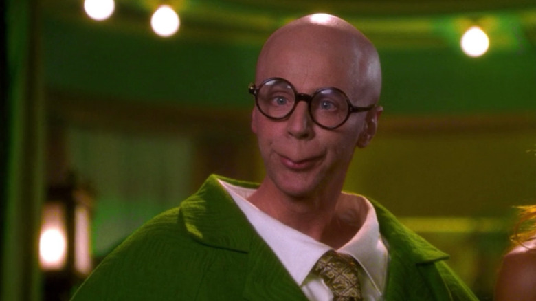 Pistachio Disguisey in disguise about to enter a Turtle Club meeting in The Master of Disguise