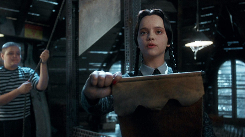 Addams Family Values, Pugsley, Wednesday