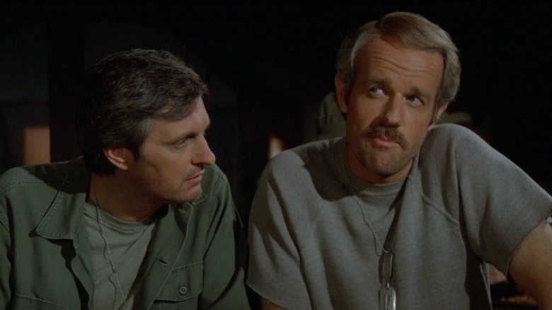 Alan Alda, Mike Farrell, M*A*S*H