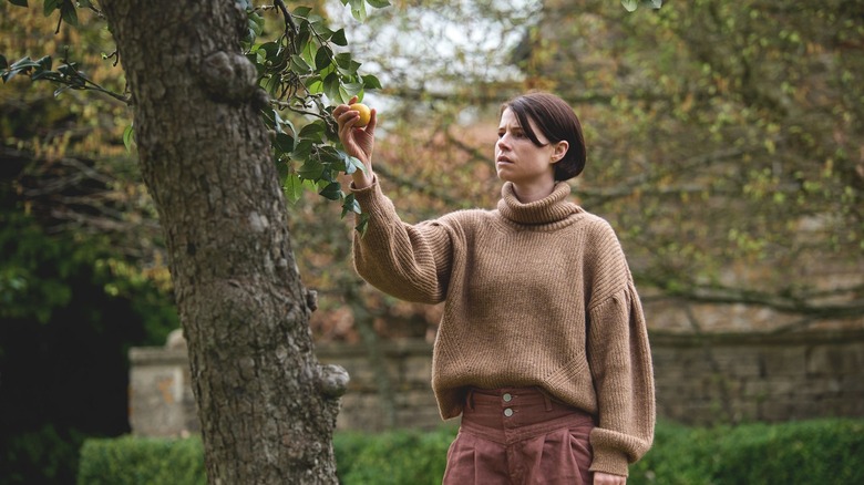 Jessie Buckley in "Men"