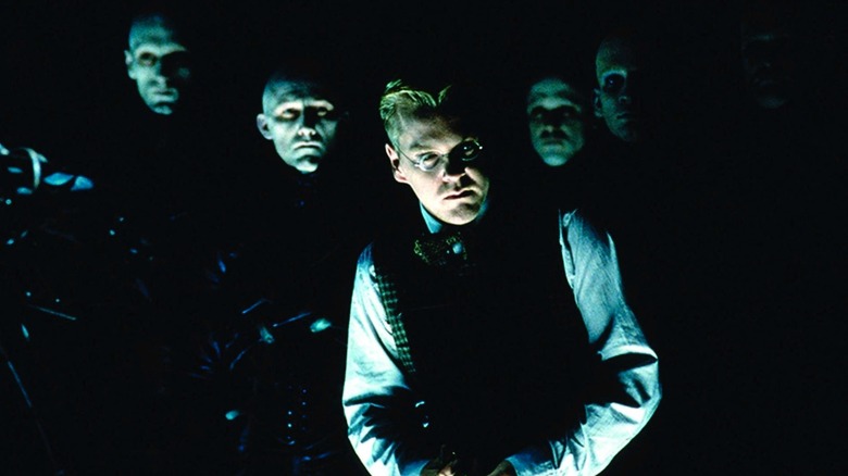 A still from Dark City