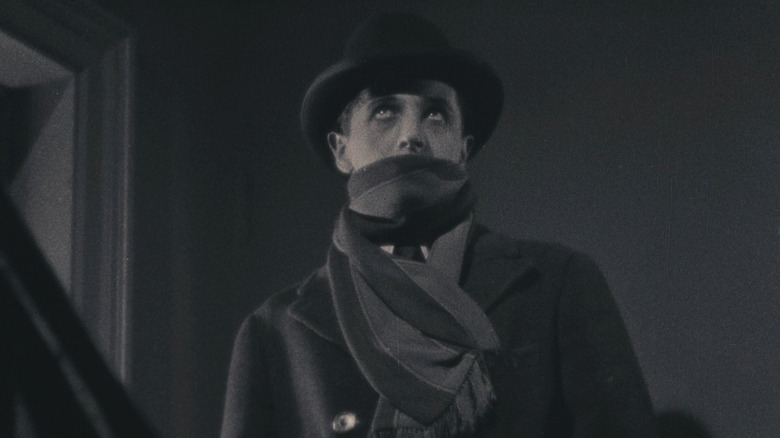 Ivor Novello stars as Jonathan Drew in The Lodger (1927)