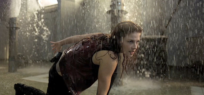 Confira a primeira foto de Ali Larter como Claire Redfield em