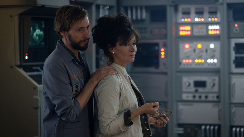 Arthur and Silvia holding each other in the Prodigy lab in Alien: Earth
