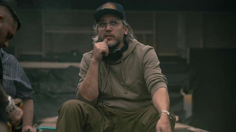 Fede Álvarez en el set de Alien Romulus