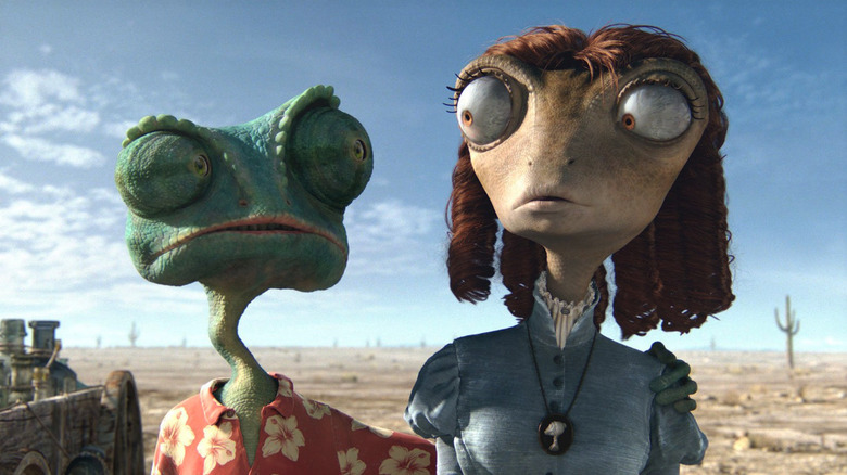 Johnny Depp as Rango looking at Isla Fisher as Beans in Rango
