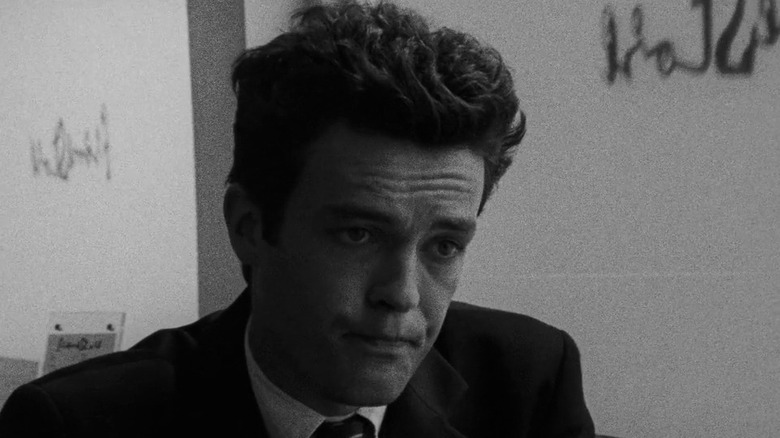 Alex Haw as Cobb in Following, looking off out of frame.