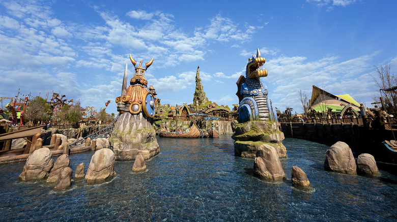 The front entrance to Isle of Berk at Epic Universe