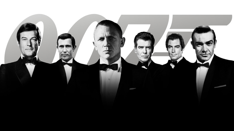 Une image promotionnelle de Roger Moore, George Lazenby, Daniel Craig, Pierce Brosnan, Timothy Dalton et Sean Connery dans le rôle de James Bond portant des smokings et des nœuds papillon dans divers films de James Bond