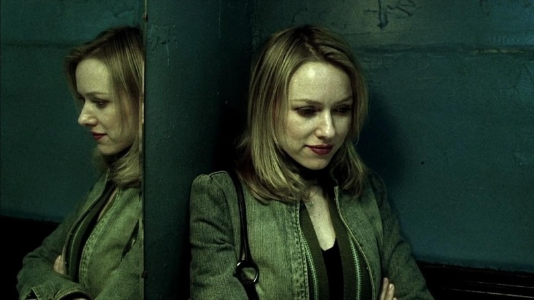 Naomi Watts grieves with mirror in 21 Grams