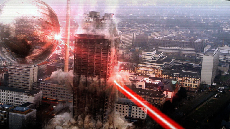 Phantasm: RaVager sphere destroys building