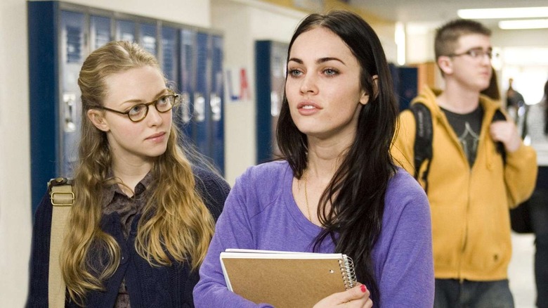 Needy and Jennifer in the high school hallway in Jennifer's Body