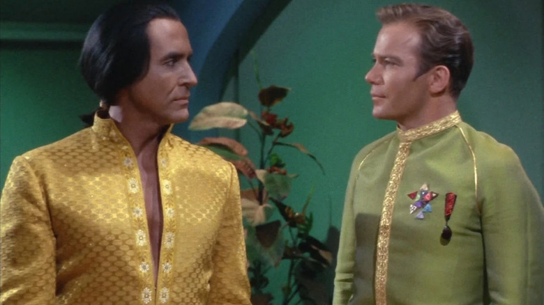 Star Trek TOS Captain Kirk William Shatner Khan Ricardo Montalban