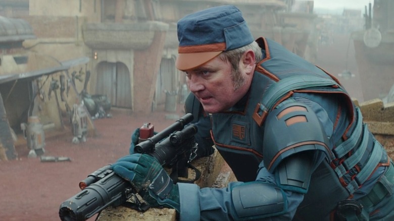 Alex Ferns as Sergeant Linus Mosk