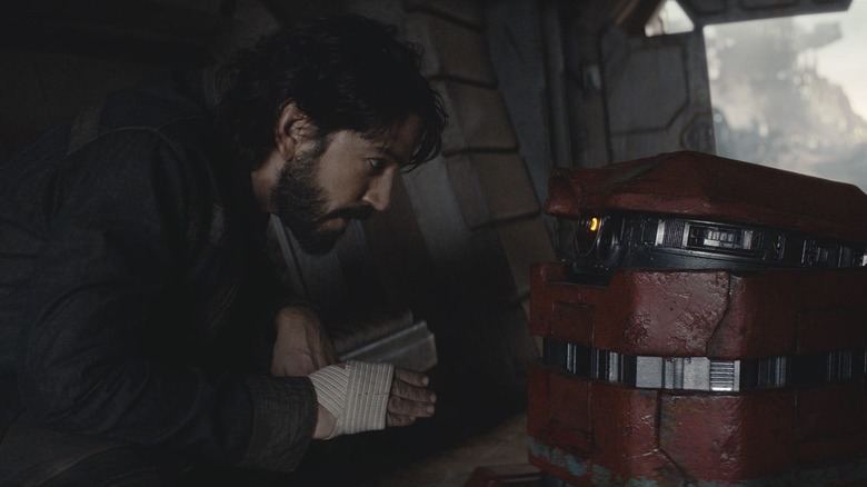 Diego Luna and B2EMO in Andor