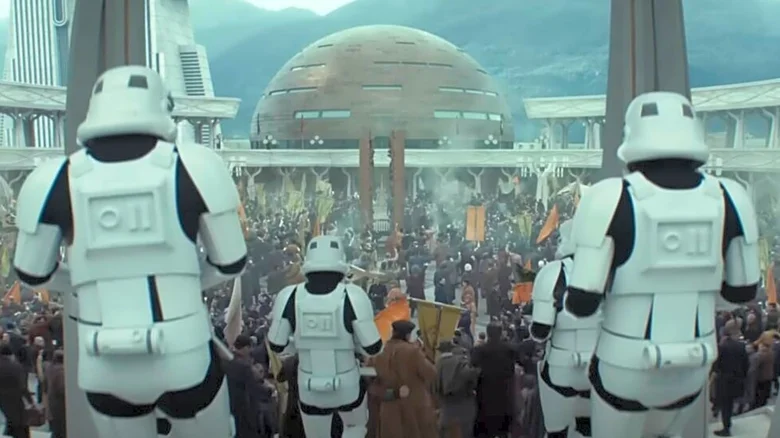Stormtroopers overlooking ⁤a protest‍ in ‌Andor