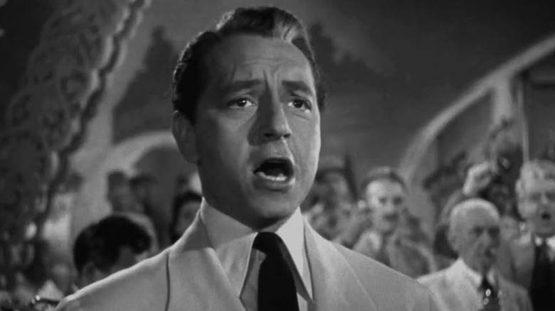 Victor Lazlo de Paul Henreid cantando em Casablanca