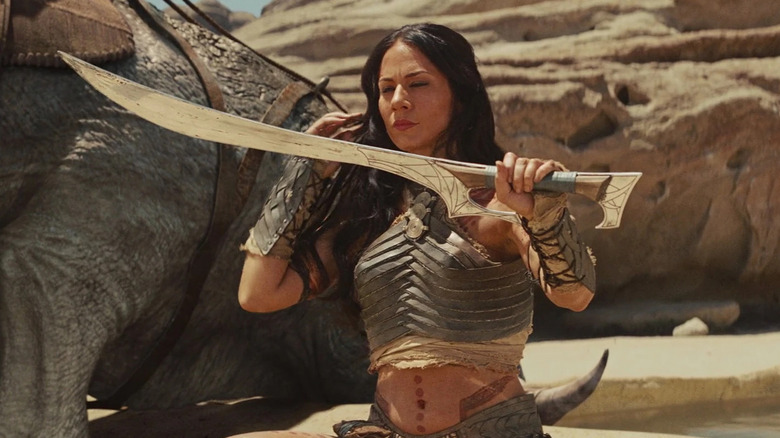 Dejah Thoris with a sword in John Carter