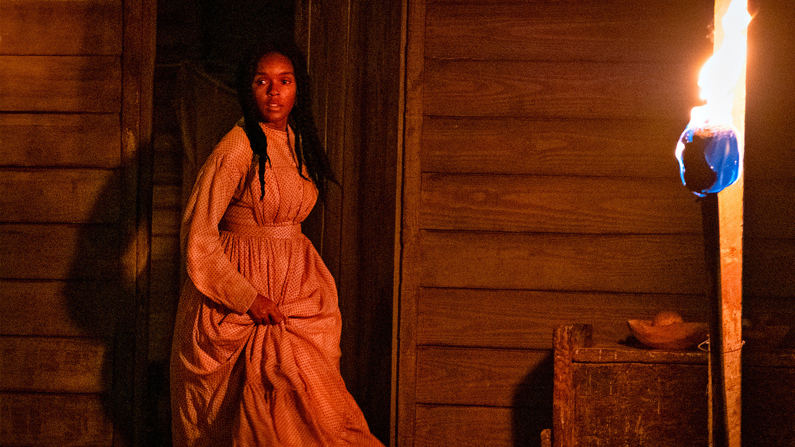 Antebellum Ending Explained: It Has To End Tonight - Vimarsana News