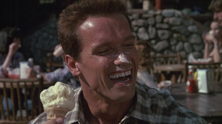 Arnold Schwarzenegger in Commando