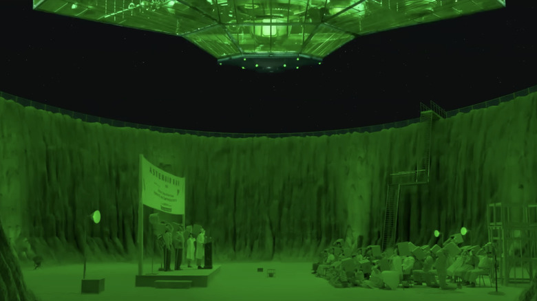 Asteroid City spaceship