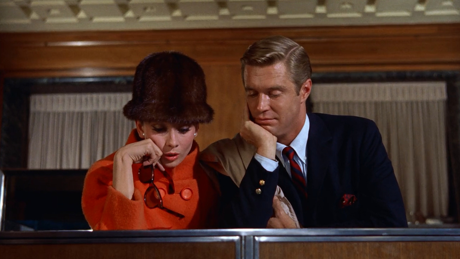 Breakfast at tiffany s watch. Завтрак у Тиффани" (1961) - мелодрама, комедия, реж. Блейк Эдвардс. Завтрак у Тиффани фильм 1961. Одри Хепберн завтрак у Тиффани. Одри хепбёрн в фильме завтрак у Тиффани.