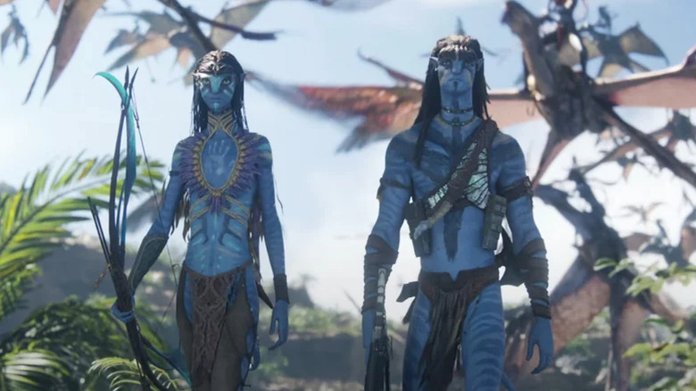 Jake and Neytiri walking and exuding aura while leading an army in Avatar: Fire and Ash