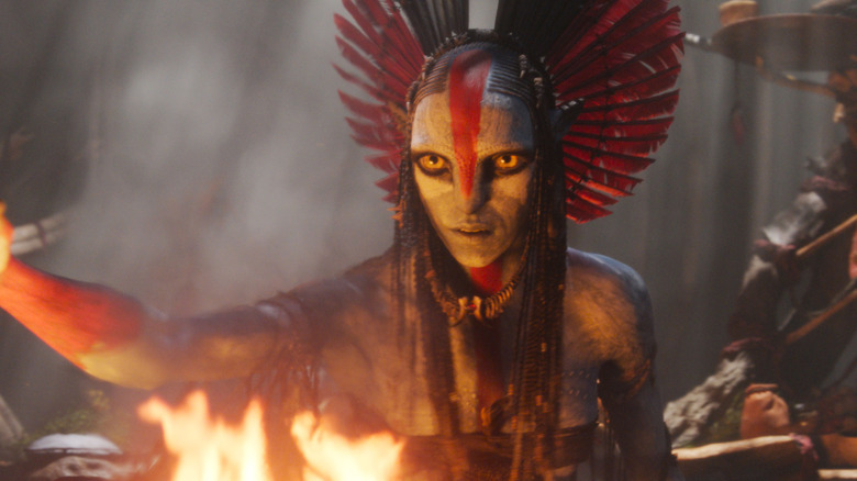 Oonah Chaplin as Varang talking in Avatar: Fire and Ash