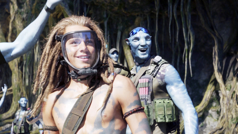Avatar spider and na'vi marines