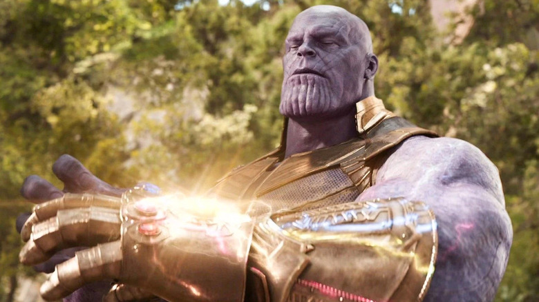 Thanos adding a stone to the Infinity Gauntlet in Avengers: Infinity War