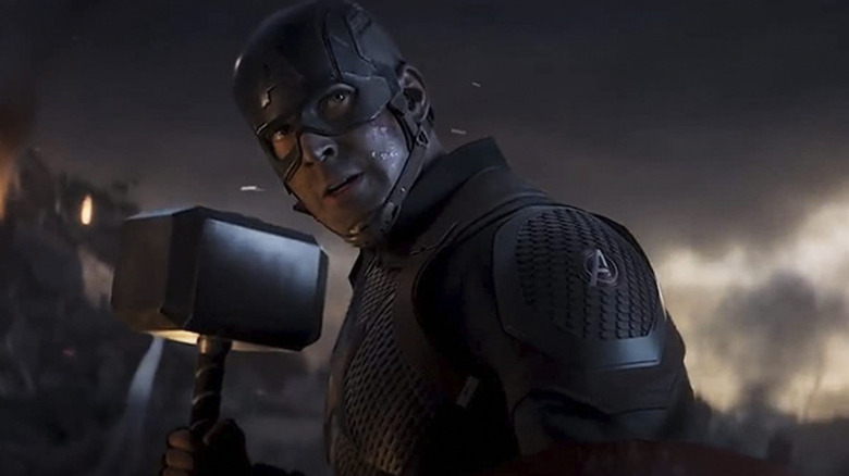 Avengers Endgame - Cap with Mjolnir