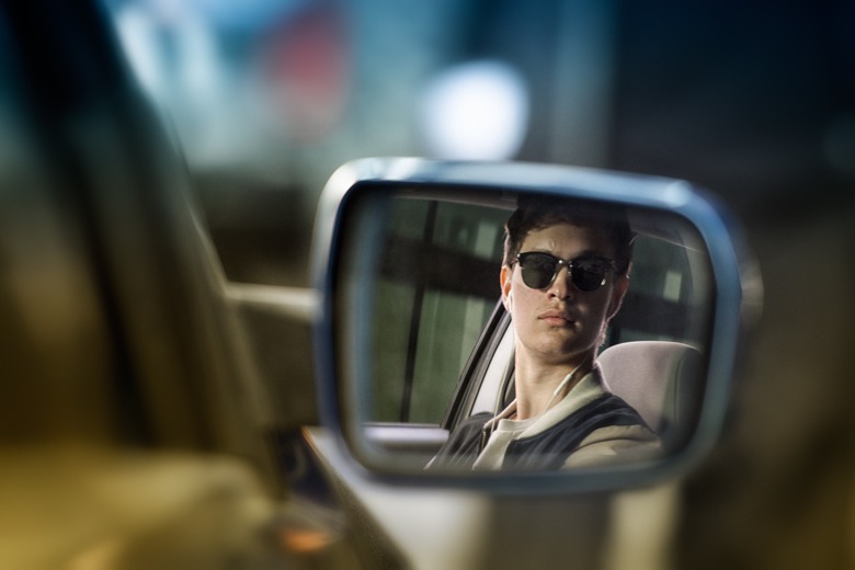 Baby Driver - Baby (Ansel Elgort) in mirror