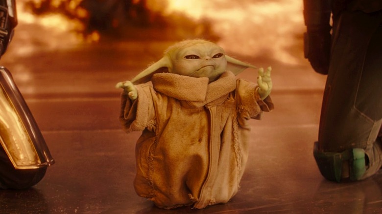 The Mandalorian Grogu using Force