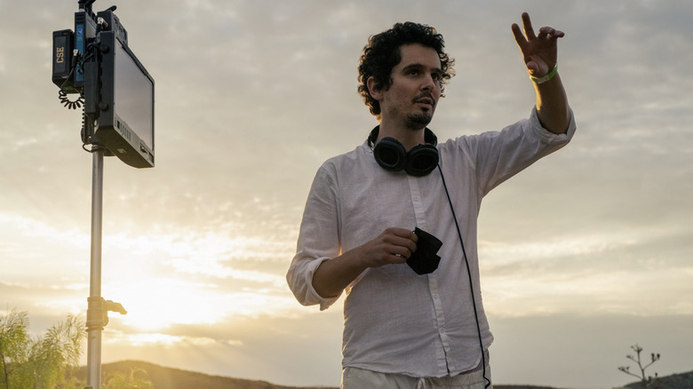 Damien Chazelle on the set of Babylon