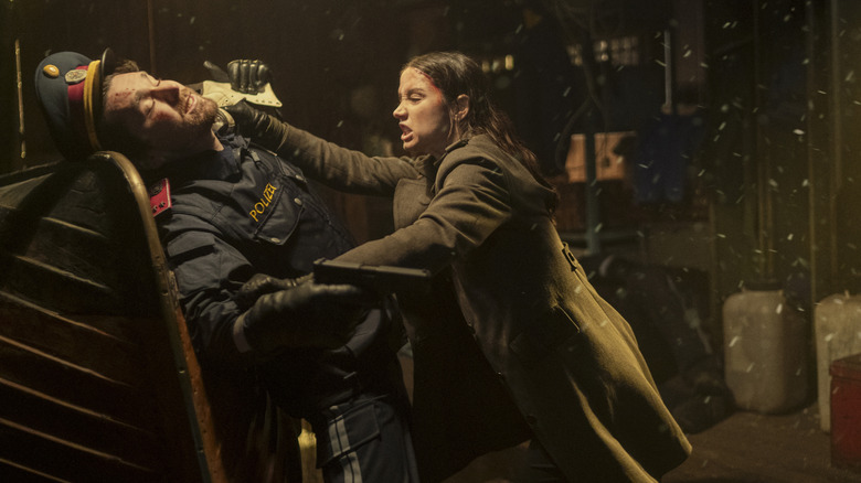 Eve stabbed a policeman in the neck in the ballet dancer
