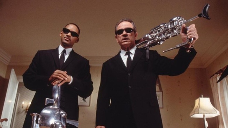 Will Smith and Tommy Lee Jones in Men in Black II