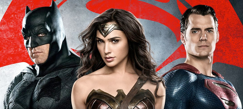 Batman V Superman' Ultimate Edition Early Buzz, Plus Watch The First 10  Minutes Right Now