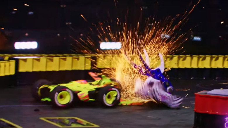 Robots fight it out in BattleBots