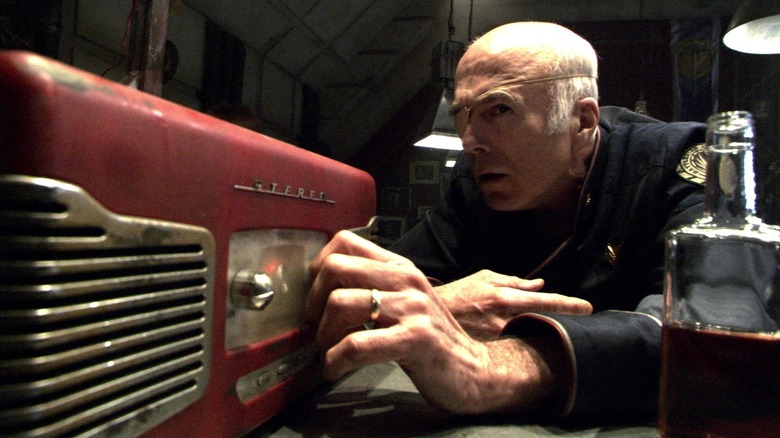 Battlestar Galactica Saul Tigh tuning radio
