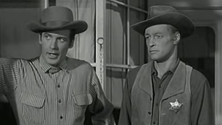 Peter Breck's Clay Culhane stands beside Russell Johnson's Marshal Gib Scott in Black Saddle