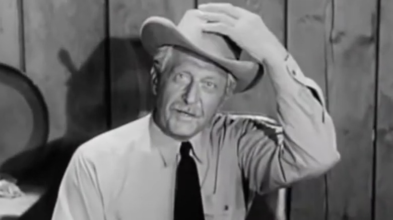 Stanley Andrews as The Old Ranger touching his hat in the intro to Death Valley Days
