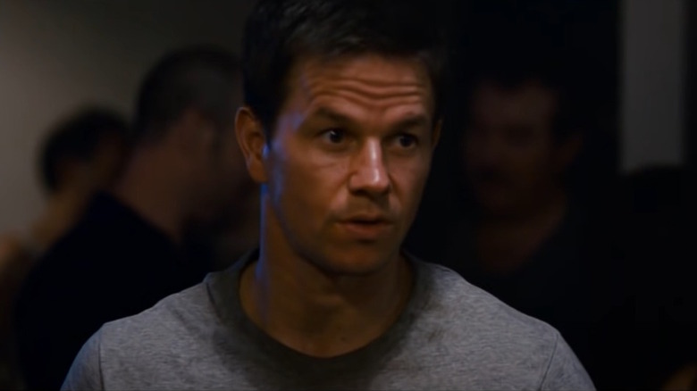 Mark Wahlberg grey tee