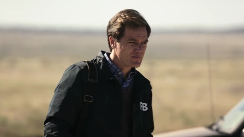 Agent Gary Noesner walking outside