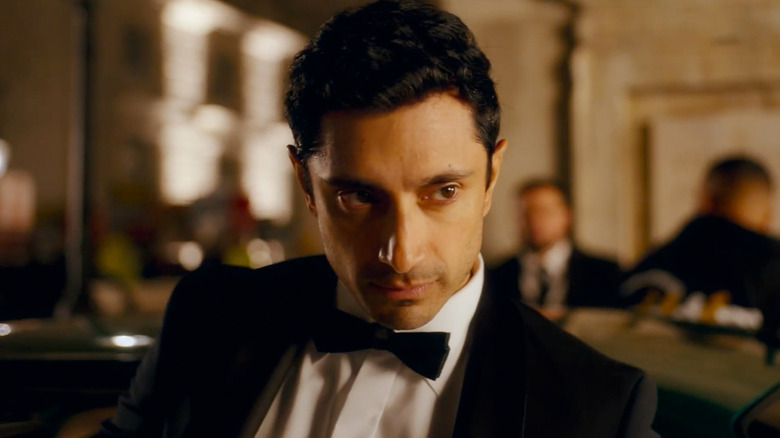 Riz Ahmed as Shah Latif, in character as James Bond, in Bait.