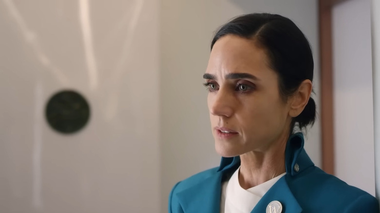 Melanie Cavill (Jennifer Connelly) talking on Snowpiercer